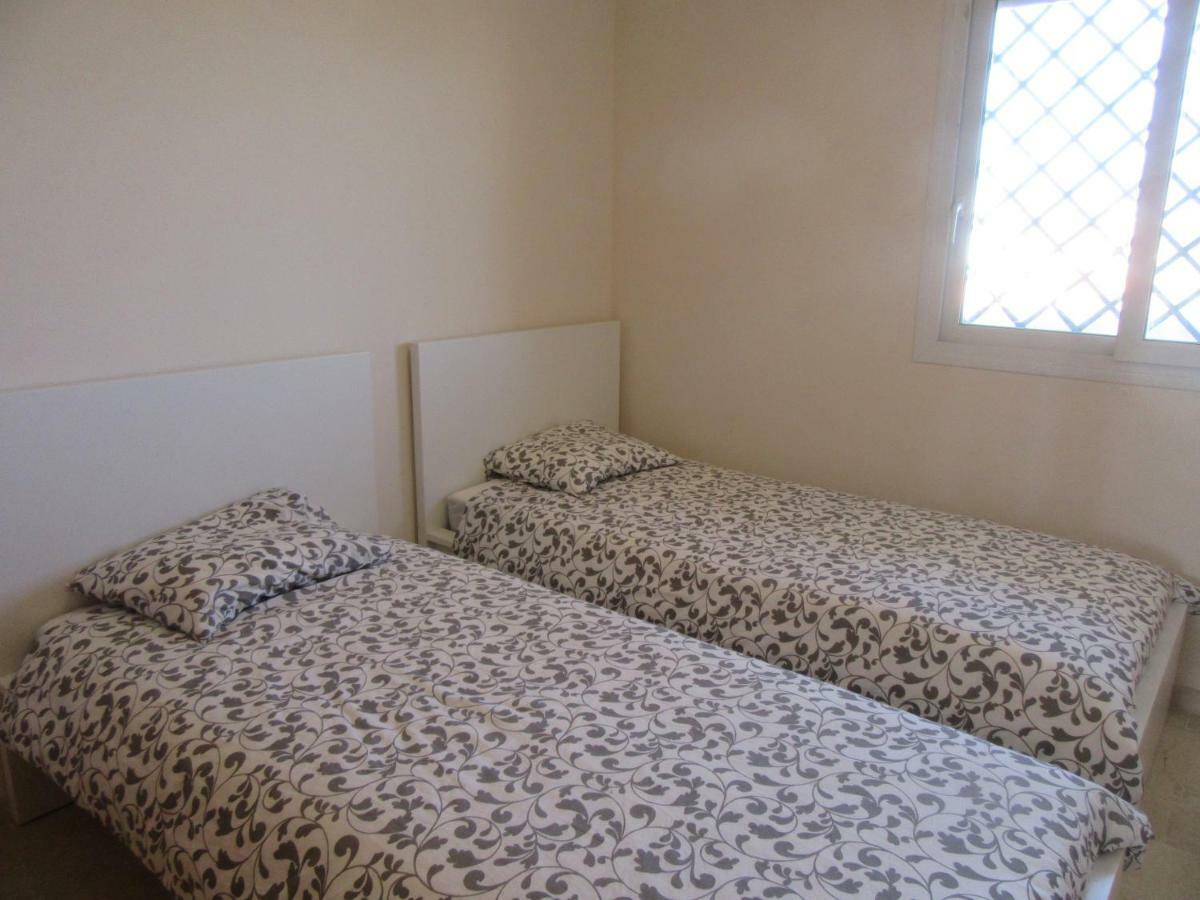 Manilva Playa Apartment Bagian luar foto